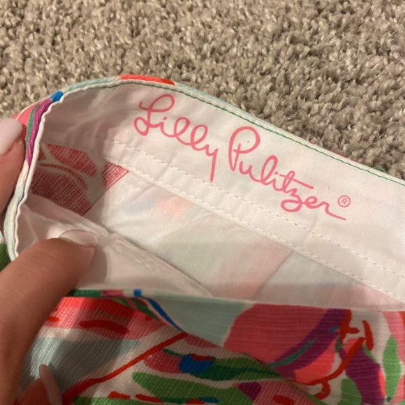 Lilly Pulitzer Buttercup Scalloped Hem Short - Picture 4 of 5